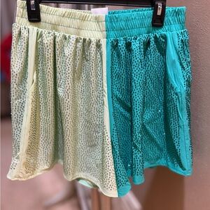 Two-Tone Stone Active Shorts QOS